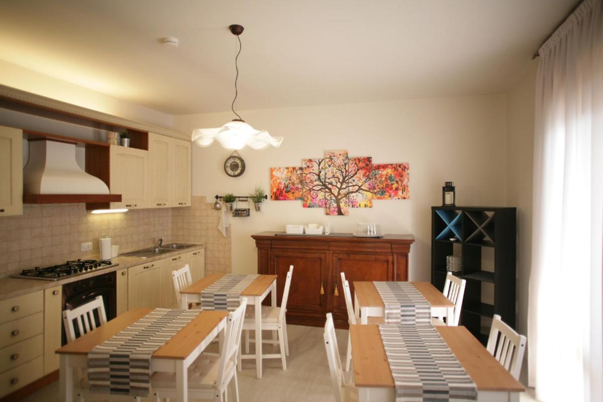 Melograno Rooms B&B Brogliano Ngoại thất bức ảnh